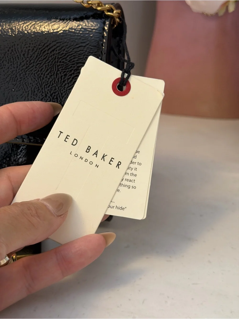 Ted Baker compact patent